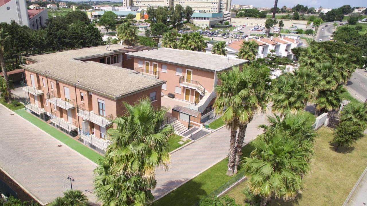 Residence Villaggio Del Sole 테르몰리 외부 사진