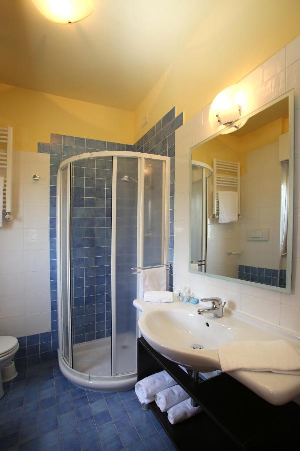 Residence Villaggio Del Sole 테르몰리 외부 사진